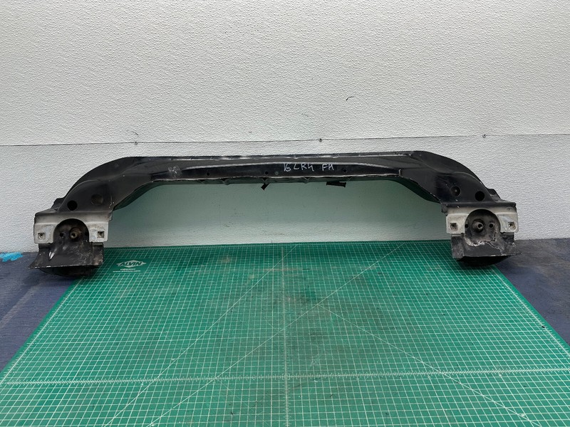 05-16 LAND ROVER RADIATOR SUPPORT LOWER TIE BAR OEM
