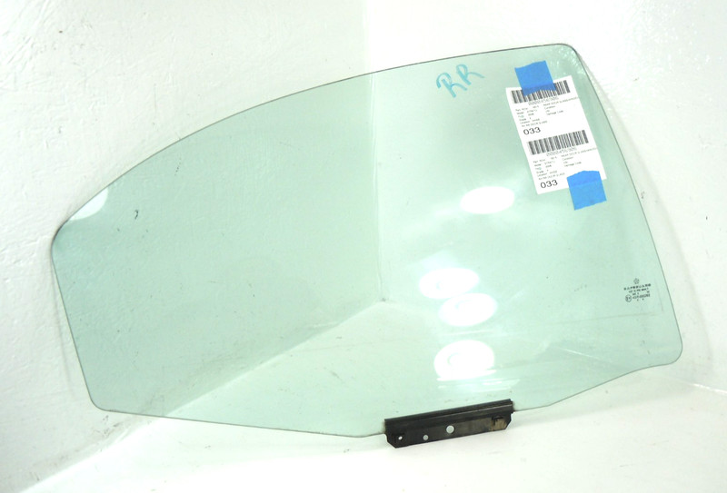 2001-2006 Dodge Stratus Rear Door Window Glass Passenger Right OEM