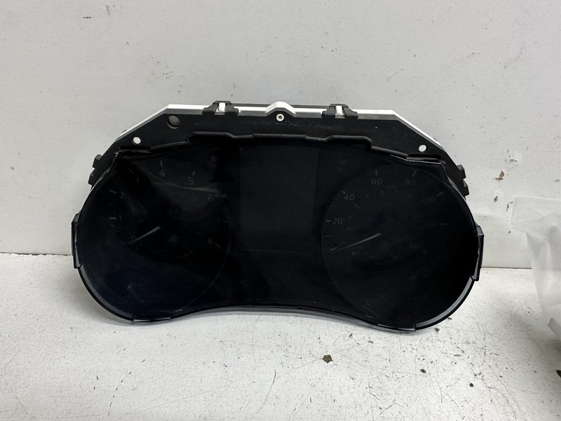 2016 Nissan Rouge VIN J or K (1st digit) cluster speedometer tach gauges panel