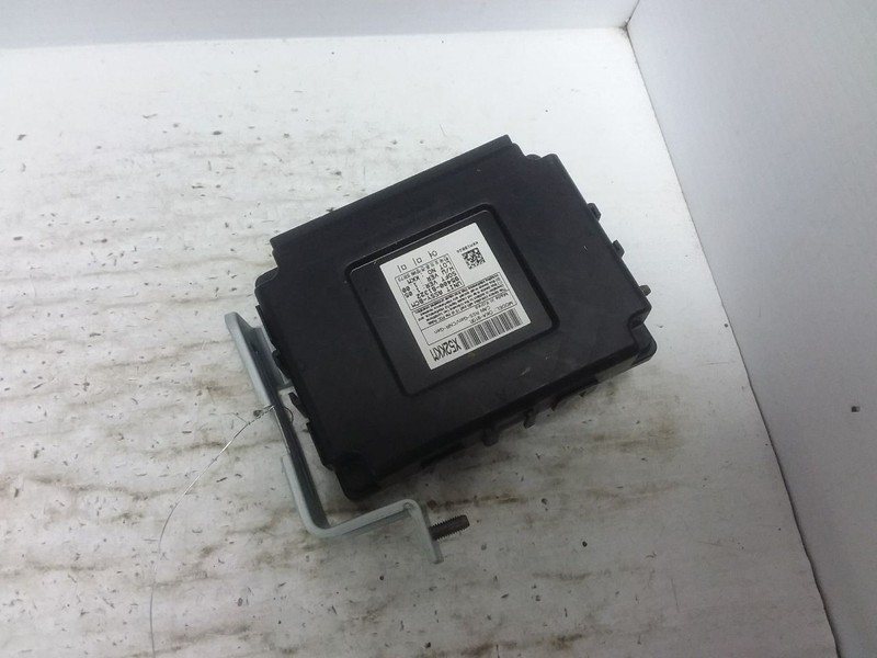 BCM Body Control Module Under Dash Fits 15-16 GENESIS 95400-B1322