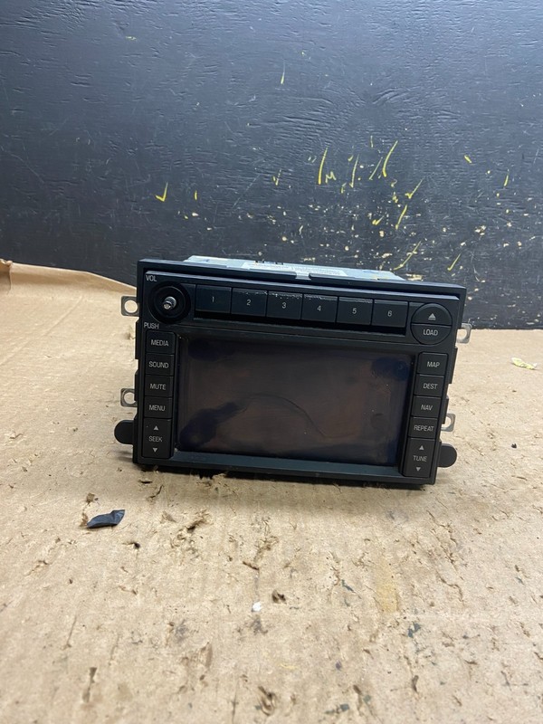 2007 - 2014 Ford Expedition Explorer Radio CD Player Screen Display OEM z4094 DG