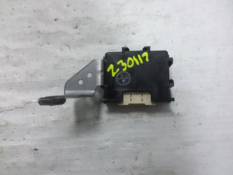 Transfer Case Control Module Fits 14-19 LEXUS IS350 89630-53040