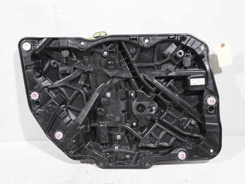 2016-2022 BMW 750i G12 REAR LEFT SIDE DOOR PANEL WINDOW REGULATOR CARRIER OEM