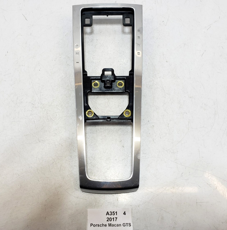 ✅ 15-25 OEM Porsche Macan GTS 95B Shifter Bezel Center Console Trim 34k