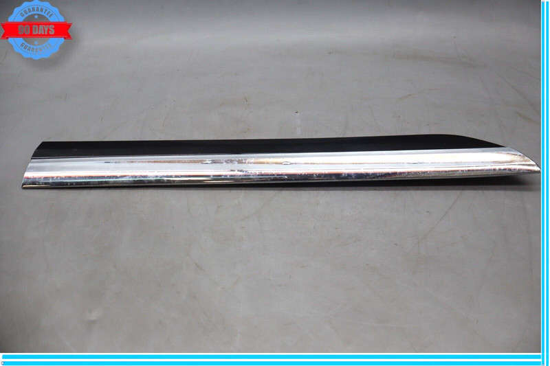 15-18 Audi Q7 S Line Front Right Door Moulding 4M0853960B Oem