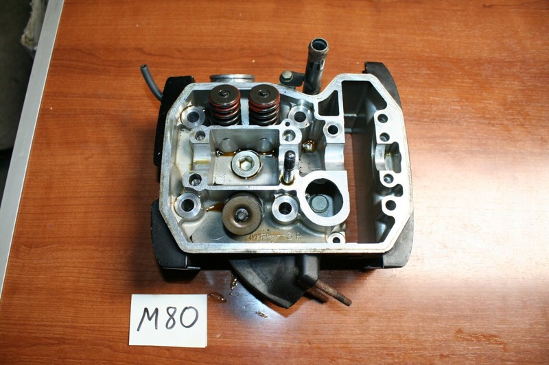 1985 Honda VT500C Shadow Engine Cylinder Head Valves Rear 12220-MF5-000 OEM 85 F