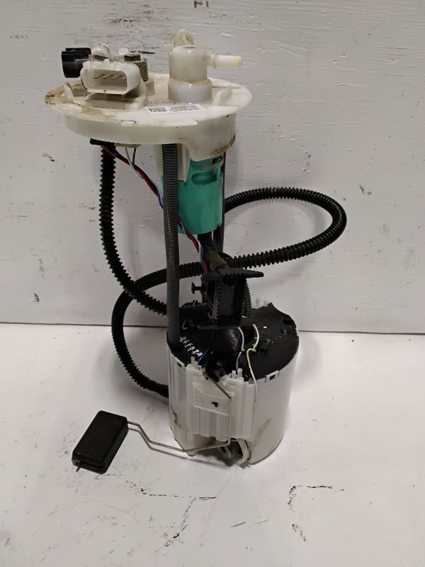 Fuel Pump Assembly Tank Mounted 2.4L Primary Fits 10-17 EQUINOX 3560927