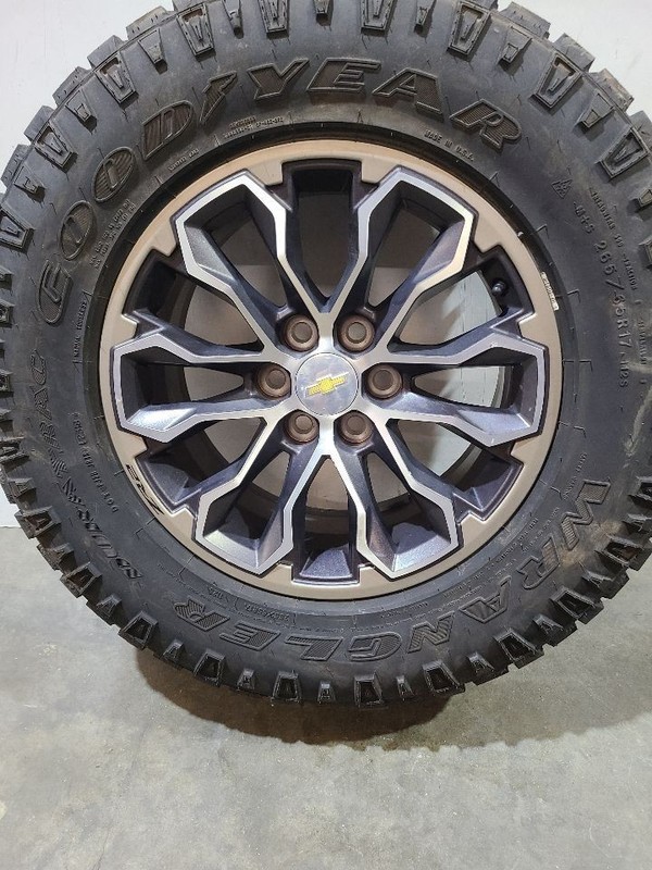 Wheel 17x8 Aluminum 6 Y Spoke Opt R34 Or S4P Fits 17-22 COLORADO 583541