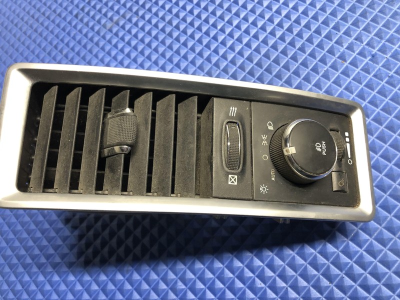 13-19 Dodge Ram 1500 Head Light Switch Assembly With Vent Oem