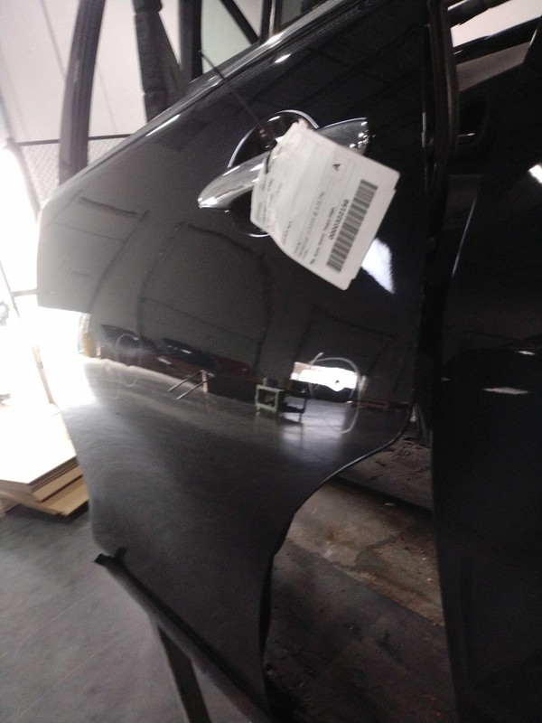 2017 INFINITI QX80 Left Rear Door Black 168798 Multiple Dings 169K Miles