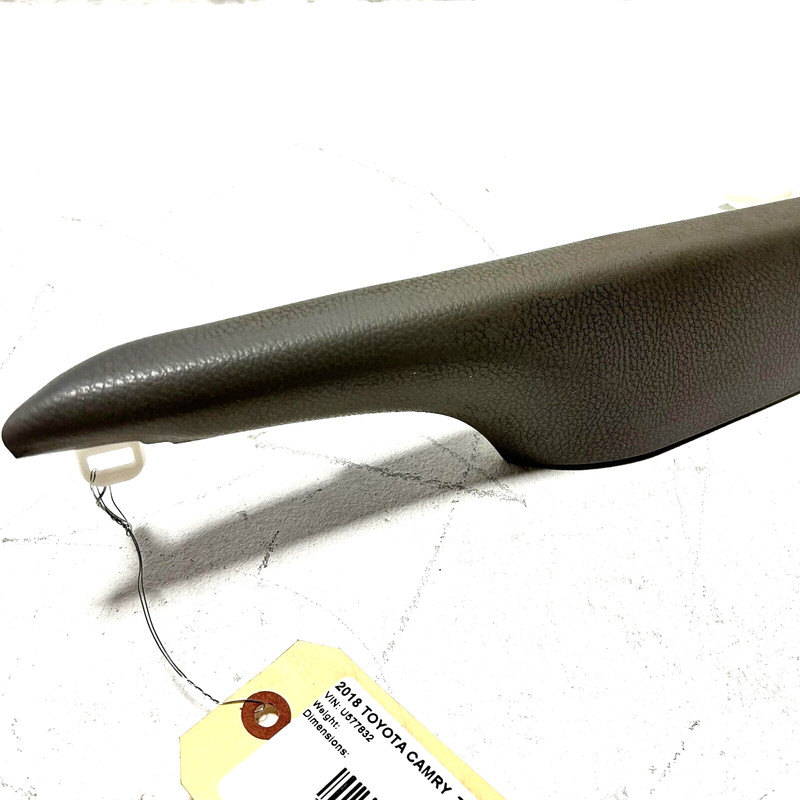 TOYOTA CAMRY 2018 - 2020 FRONT LEFT DRIVER DOOR ARMREST PANEL TRIM OEM