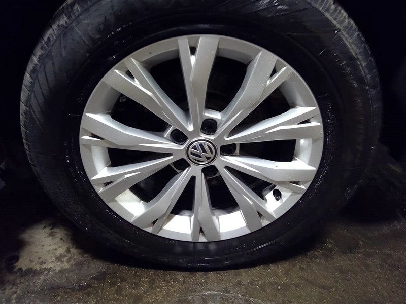 Rim Wheel 17x7 Alloy 10 Spoke Silver Fits 18-20 TIGUAN 1765621