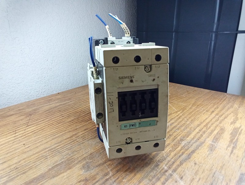 Siemens 3RA13448XR301BB4 Contactor