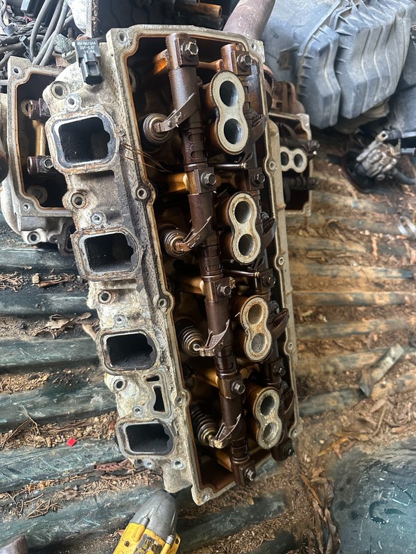 03-05 RAM 1500 2500 3500 DURANGO 300 MAGNUM OEM 5.7 LH ENGINE CYLINDER HEAD