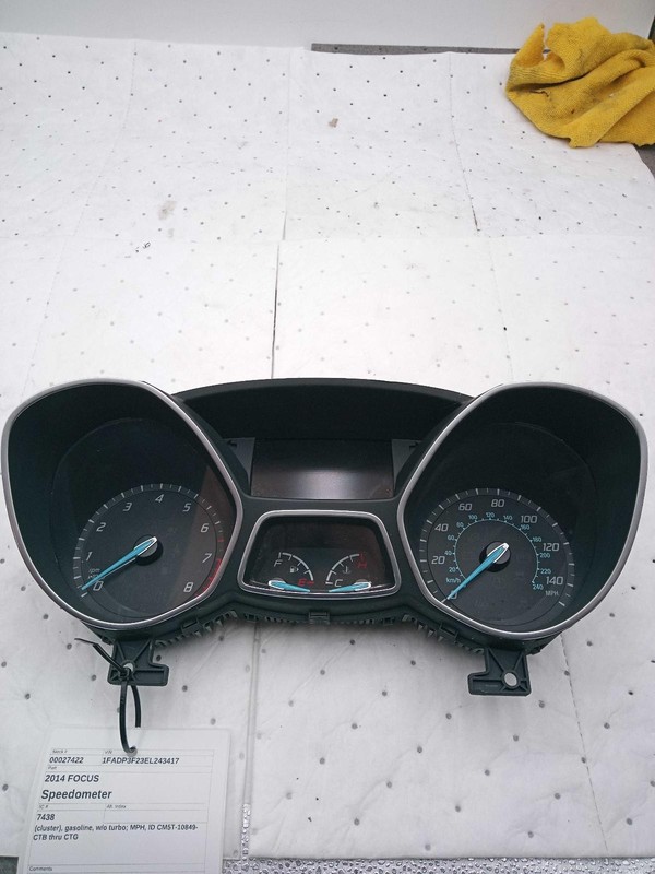 Used Speedometer Gauge fits: 2014 Ford Focus cluster gasoline w/o turbo MPH ID C