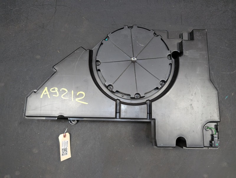 Rear Subwoofer 2019 Audi A7 4K0035915 2020 2021 2022 2023 2024