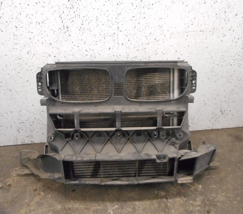 11-13 BMW X5 3.0L Gasoline AT Radiator Support Air Duct Shroud Cooling Fan OEM