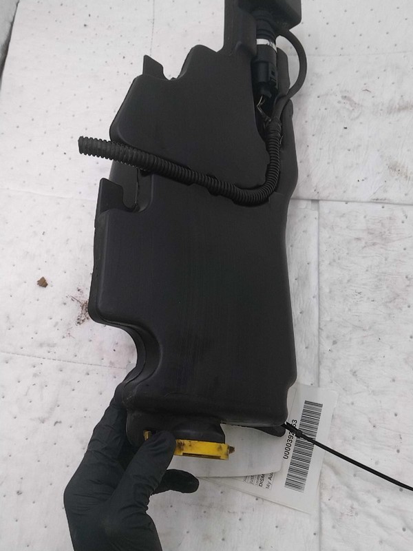 2012 RAM DODGE 1500 Washer Fluid Reservoir OEM Grey 199K Miles NJ25-24760-631901