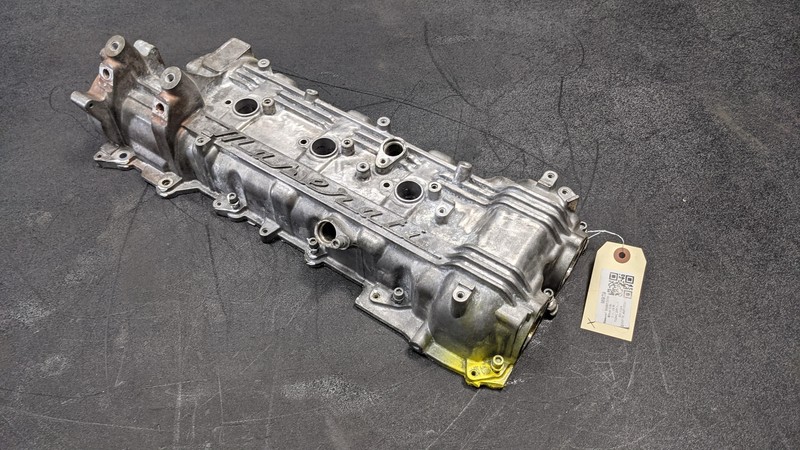 Right Engine Head Valve Cover 298701 2014 Ghibli 2015-2017 2018 2019 X