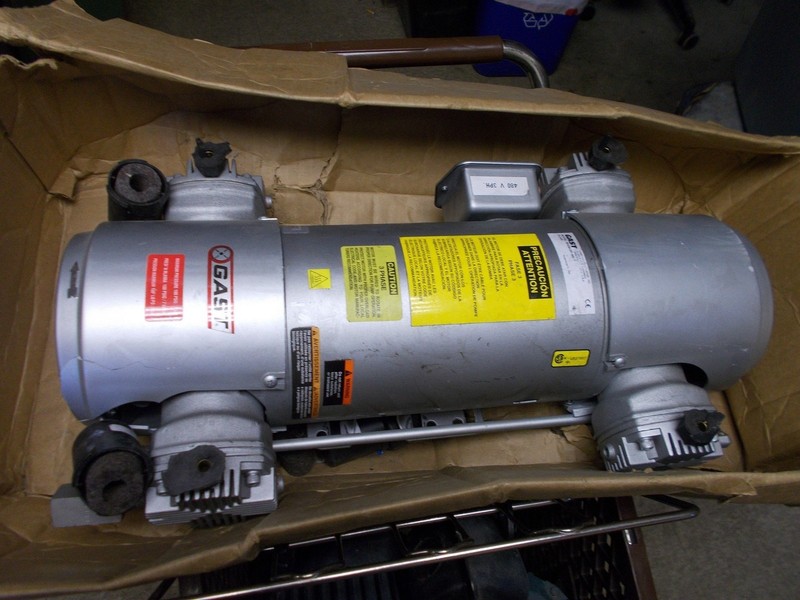 Gast 8HDM-251-M853 Motor 2CJH3 Phase 3 480V 100 PGIG 7 Bar 1725/1425 RPM