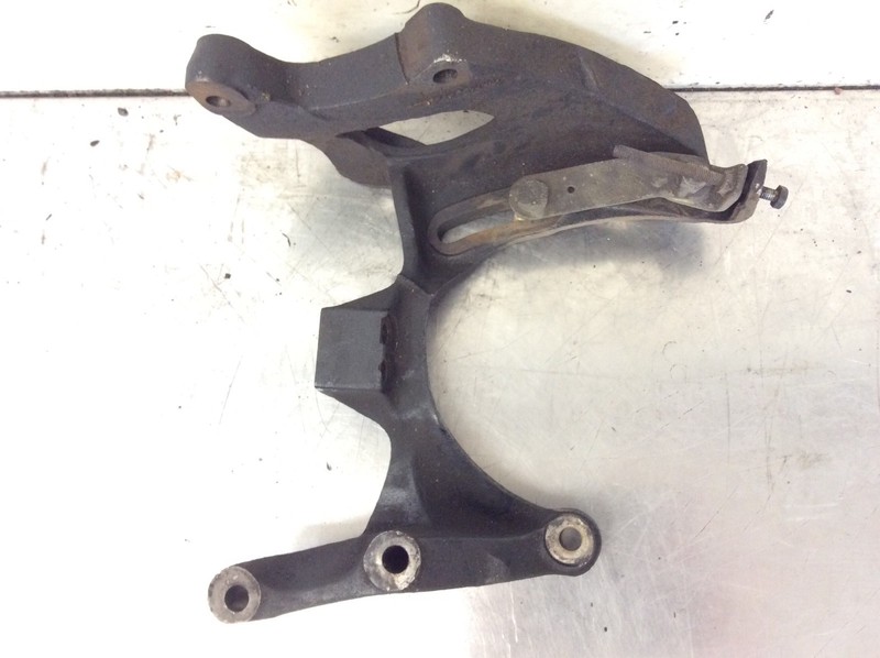 82 83 1982 1983 Accord AC Air Conditioning Compressor Mounting Bracket OEM