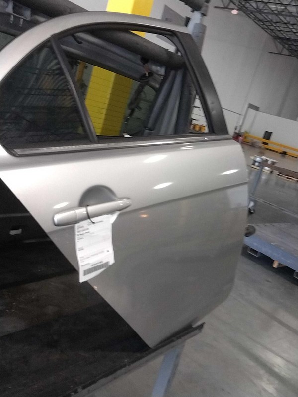 2017 Mitsubishi Lancer Silver Rear Right Door 730968 - Small Scratch