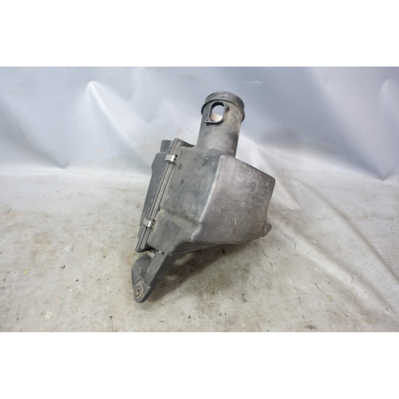 2013-2015 BMW E84 X1 28i SAV N20 4-Cylinder Engine Air Filter Housing Intake OEM