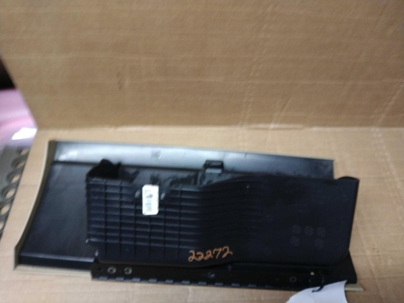 2009 Chevrolet Tahoe Glove Box Door White Used OEM 1888285 226K Miles