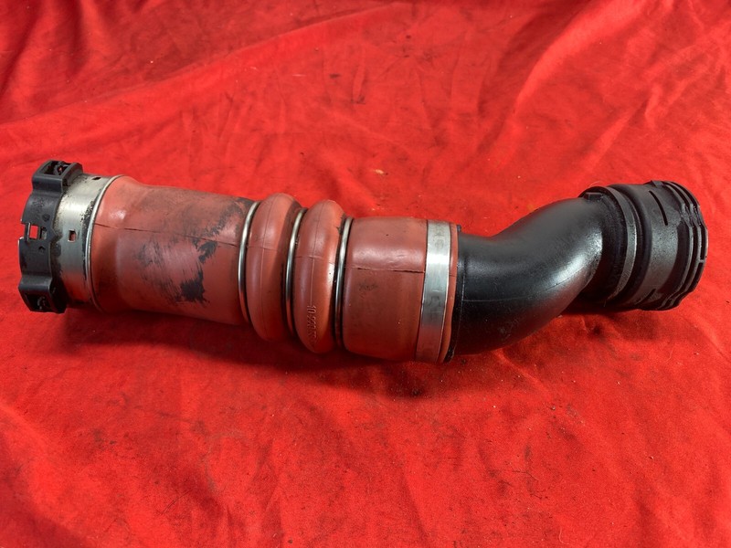 BMW F01 F02 F06 F10 F12 535 640 740 Turbo Intercooler Charge Air Pipe Hose OEM✅