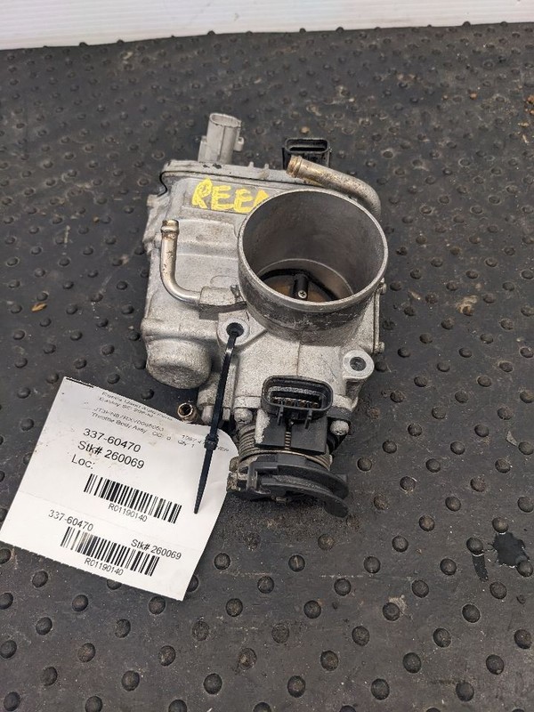 Throttle Body 6 Cylinder 2WD Crew Cab 4 Door Fits 97-02 TACOMA 1190140