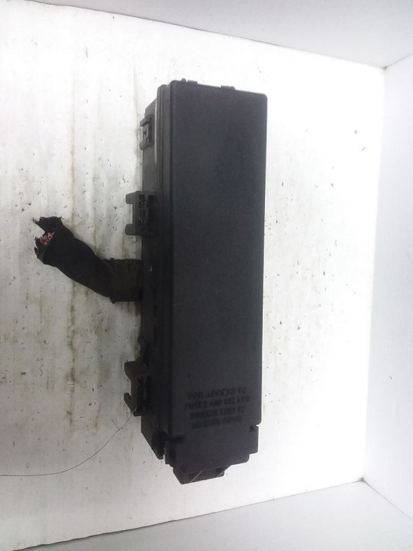 Rear Fuse Junction Box Fits 06-09 Aspen 1684714