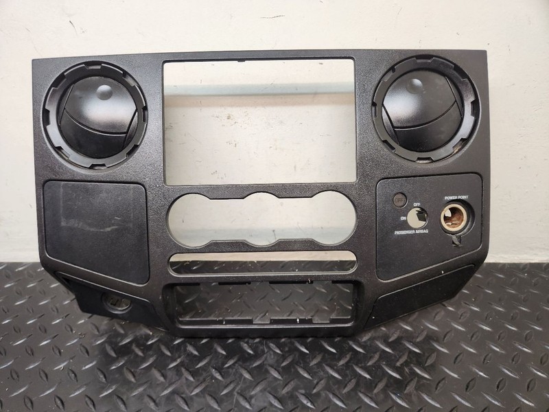 08-10 Ford F250SD Center Radio Bezel W/ Vents Black OEM 8C3Z-2504302-AA