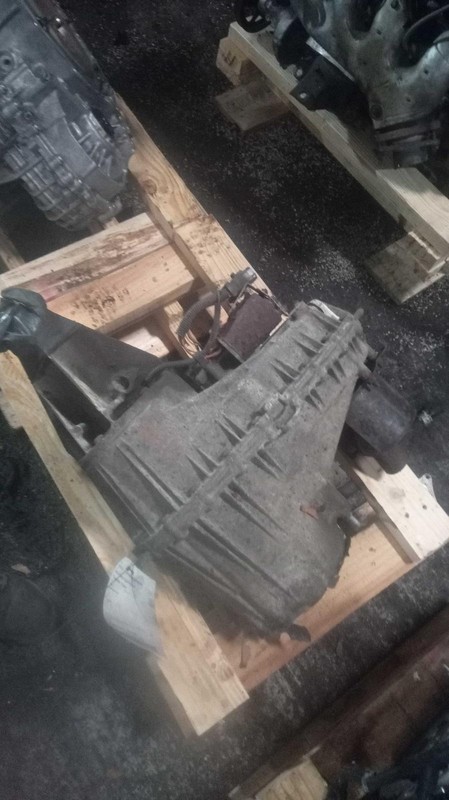 2002 Ford F150 Transfer Case Assembly OEM XL347A195BC 267K Miles Black