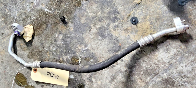 2017-2019 BMW 530IX G30 OEM PRESSURE HOSE ASSEMBLY COMPRESSOR-CONDENSER 9321595