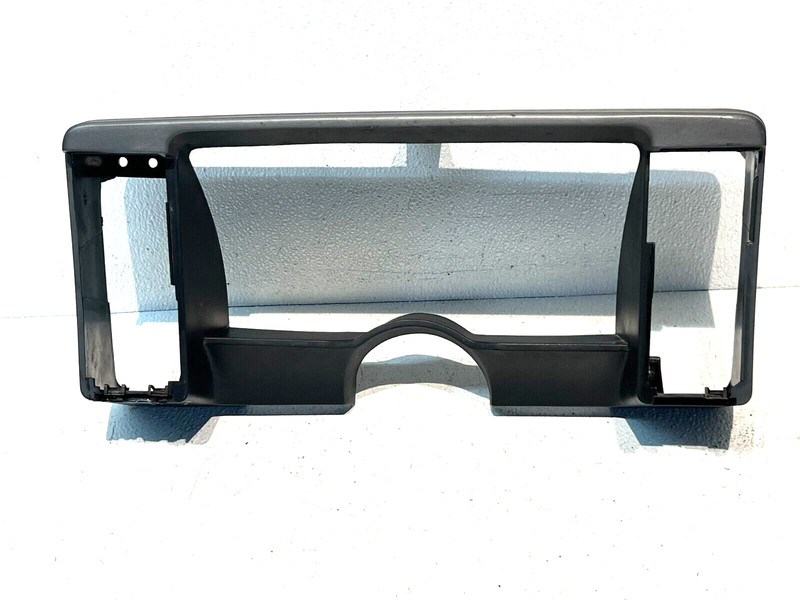 89-94 Chevy S10 Blazer Digital Instrument Gauge Cluster Bezel Assembly OEM