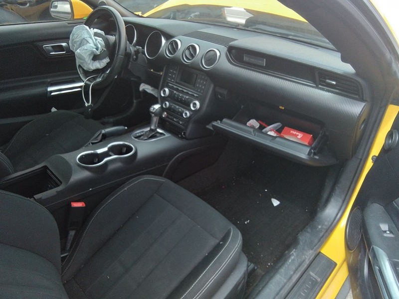 2015-2023 Ford Mustang Convertible Passenger Knee Air Bag Glove Box Mounted