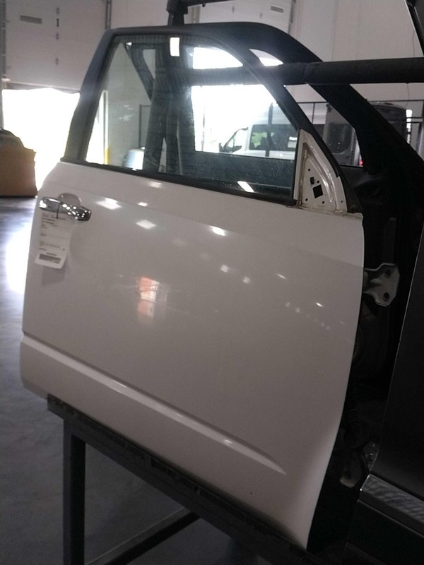 2010 Subaru Forester Right Door White 417855 132K Miles Used OEM Part