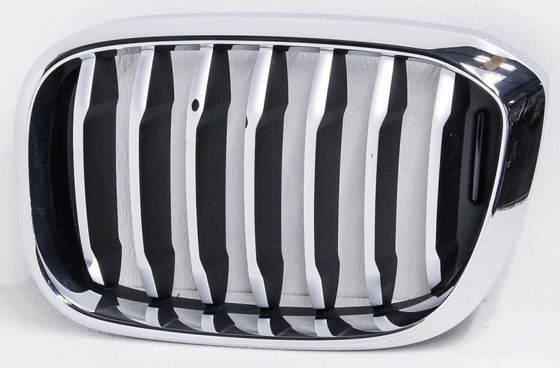 OEM Left Driver Side Grille For 2018-2019 BMW X3 51-13-7-478-669-04