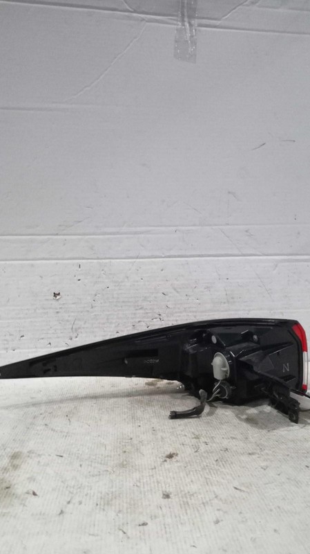 2022 Mitsubishi Outlander Right Tail Light Assembly Black OEM Used 61000mi