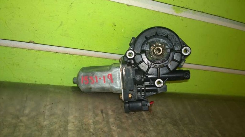04 TOYOTA SIENNA 3.3L AT DRIVER LEFT REAR POWER WINDOW MOTOR OEM 1531-19