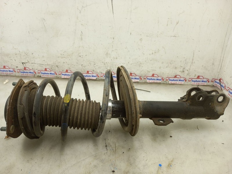 12-17 TOYOTA CAMRY XLE FRONT PASSENGER RIGHT STRUT VIN F 5TH DIGIT