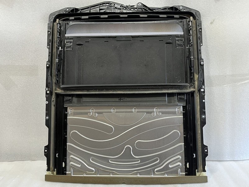 2007-2013 BMW 328i 335i M3 E92 COUPE SUNROOF TRACK FRAME AND GRAY SHADE
