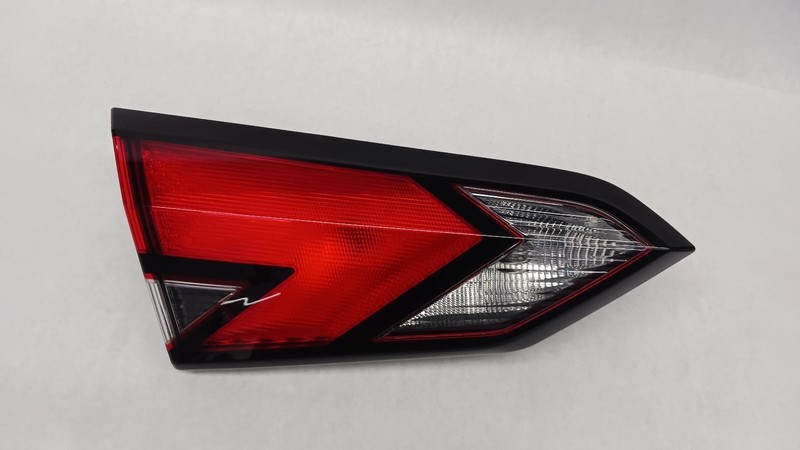 20-'24 NISSAN VERSA Left driver inner Taillight OEM Grade A!
