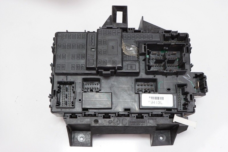 FORD F-150 Engine Fuse Box Relay Junction Box BCM BCU OEM 2011 2012