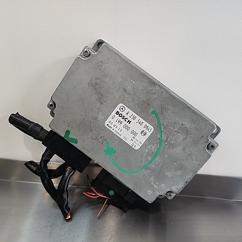 2003 - 05 - 2010 Mercedes Battery StabilizationModule GENUINE OE A2305400945