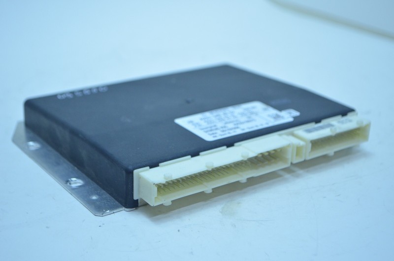 07-13 MERCEDES W221 S550 AIR SUSPENSION CONTROL MODULE OEM