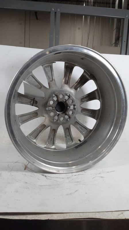 2018 Buick Enclave 20 Grey Wheel OEM 23362365 Used 4DR SUV 95000 Miles