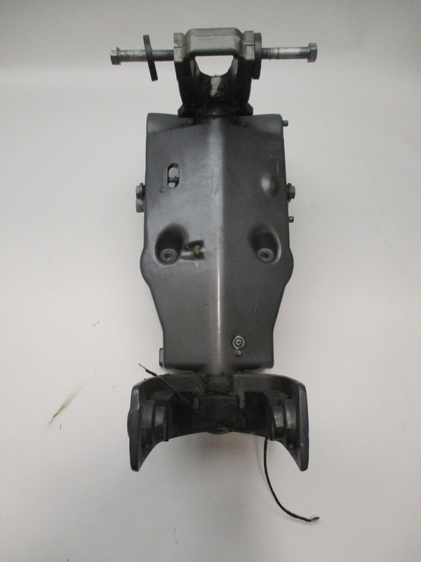 43111-95530-0ED Suzuki Outboard Swivel Bracket 43111-95513-0ED