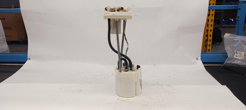 07-'08 GMC SIERRA 1500 Fuel Pump Assembly OEM 6 Month Warranty!