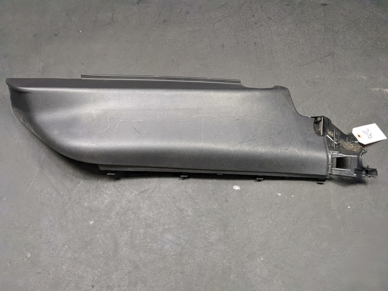 Rear Right Pass. C Pillar Lower Trim Cover 2016 Honda Civic 84141-TBA 2017-2021